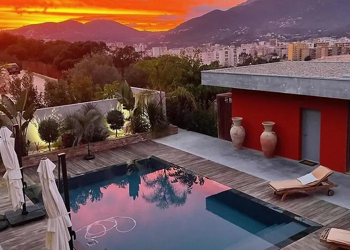 Maison d'hôtes Alba Rosula 3*