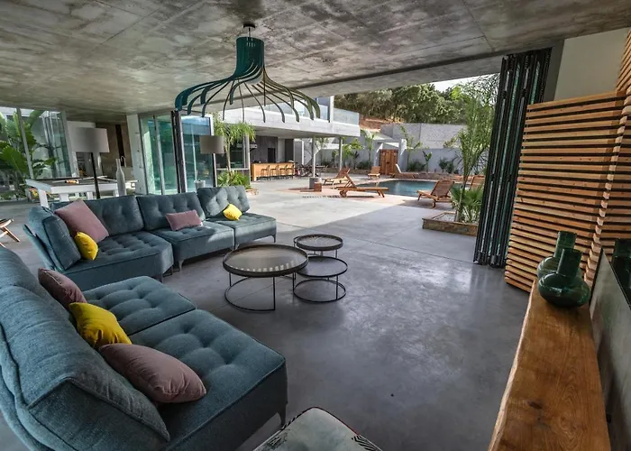 Guest house Alba Rosula 3*